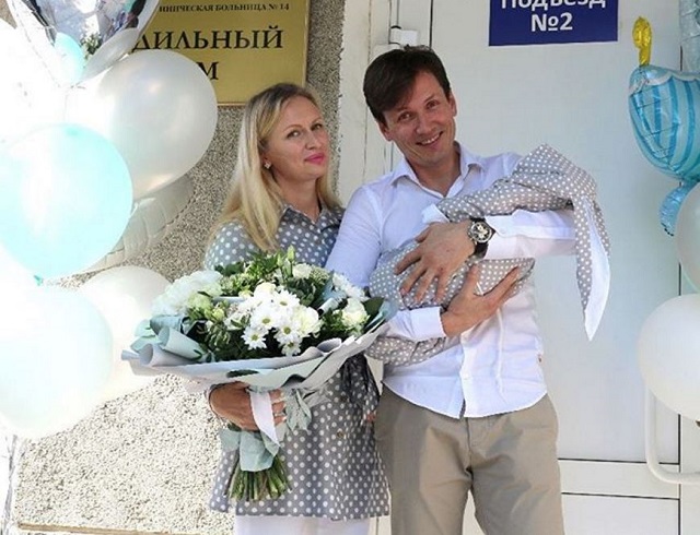 Вячеслав Мясников стал отцом в третий раз